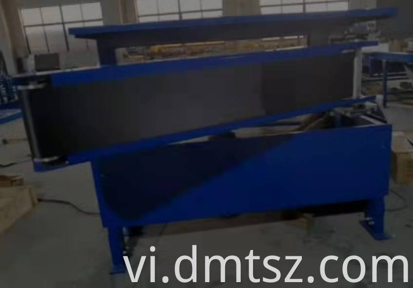 Swing Arm Type Telescopic Belt Conveyor Jpg